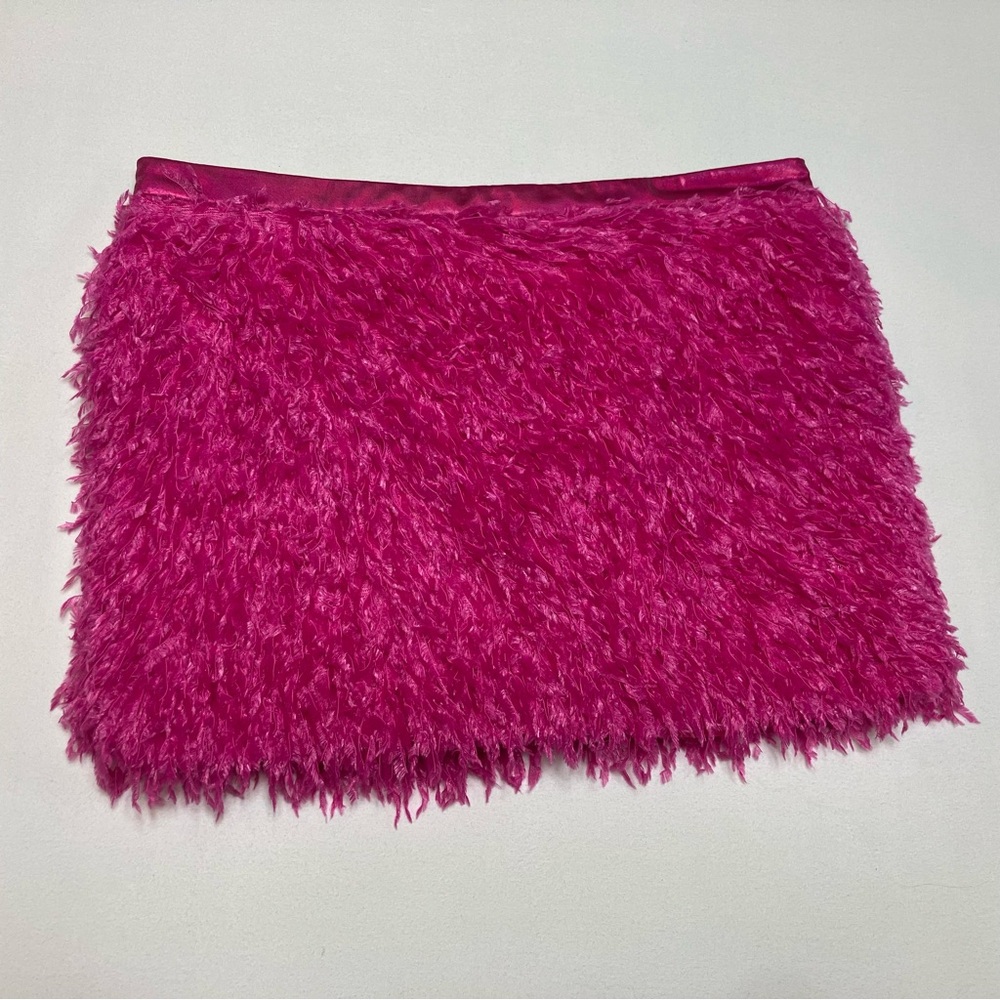 🩷🪶Mini Skirt Hot Pink Faux-Feather  Sz Med/6 📦DISCOUNTED SHIPPING📦
